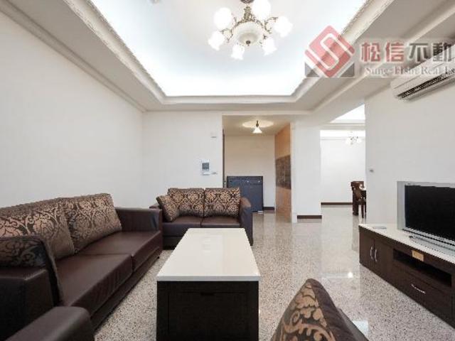 Shilin - No. XX, Section 4, Chengde Road, Shilin District, Taipei City, Taiwan 111 01