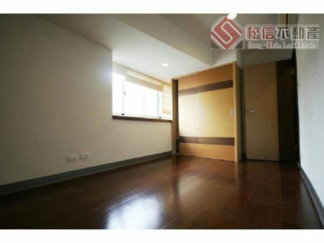 Daan - No. X, Section 2, Dunhua South Road, Da’an District, Taipei City, Taiwan 106 01
