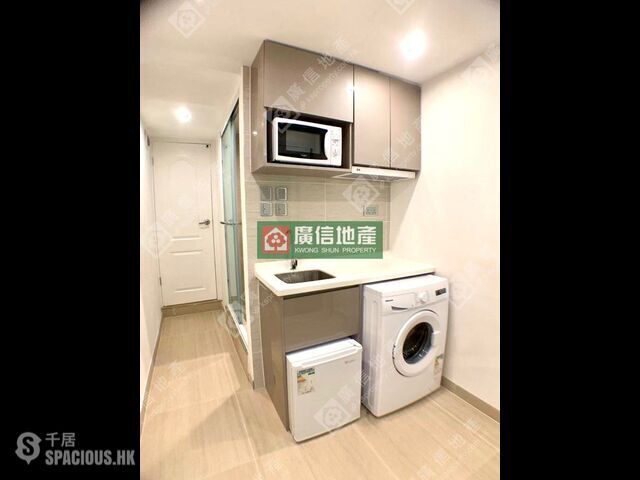 Mong Kok - Chun Yee Building 01