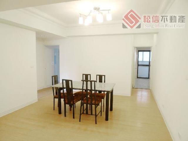 Shilin - No. X, Section 2, Zhongcheng Road, Shilin District, Taipei City, Taiwan 111 01