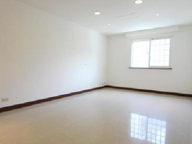 Shilin - No. X, Lane 86, Section 2, Zhishan Road, Shilin District, Taipei City, Taiwan 111 01