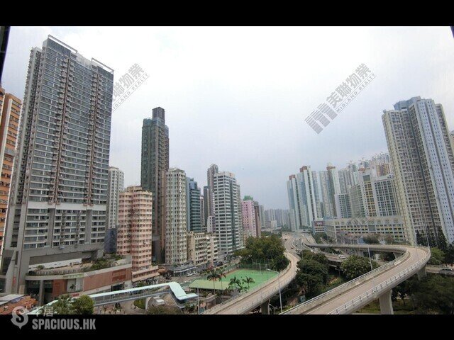 Shau Kei Wan - Hip Wo Mansion 01