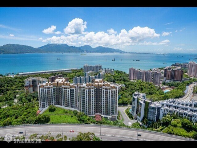Gold Coast / So Kwun Wat - Oma by the Sea 01