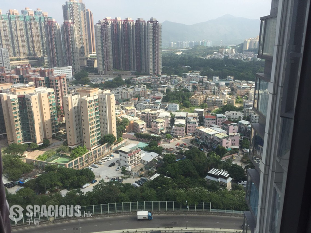 Yuen Long - Emerald Green 01