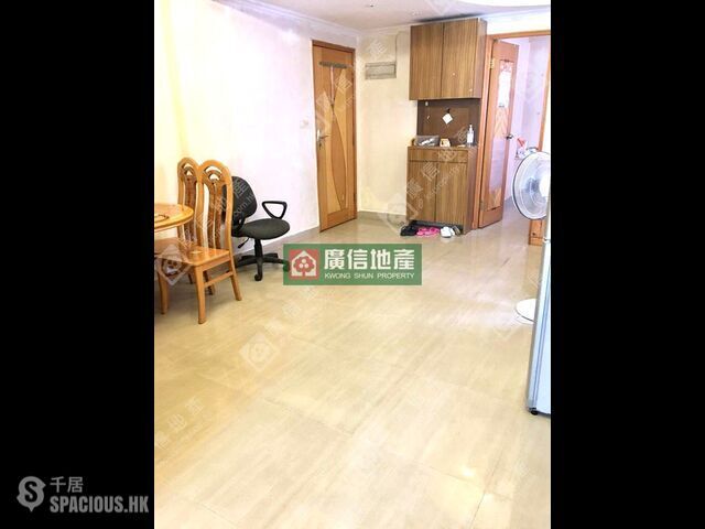 Mong Kok - Tung Hing Building 01