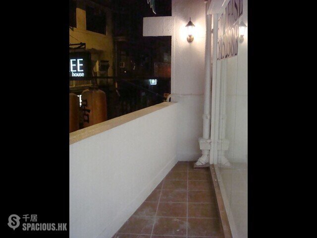 Soho - 25, Elgin Street 01