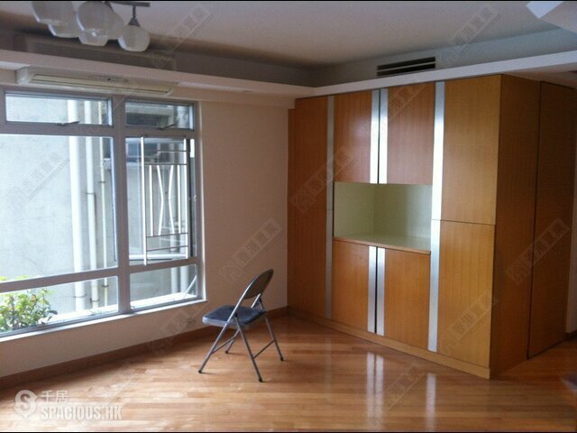 Sai Wan Ho - Lei King Wan Sites B Block 6 Yat Hong Mansion 01