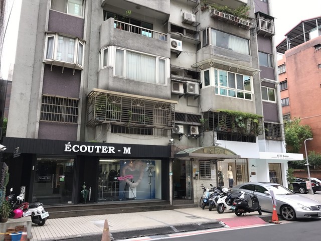 Daan - No. X, Alley 18, Lane 170, Section 4, Zhongxiao East Road, Da’an District, Taipei City, Taiwan 106 01