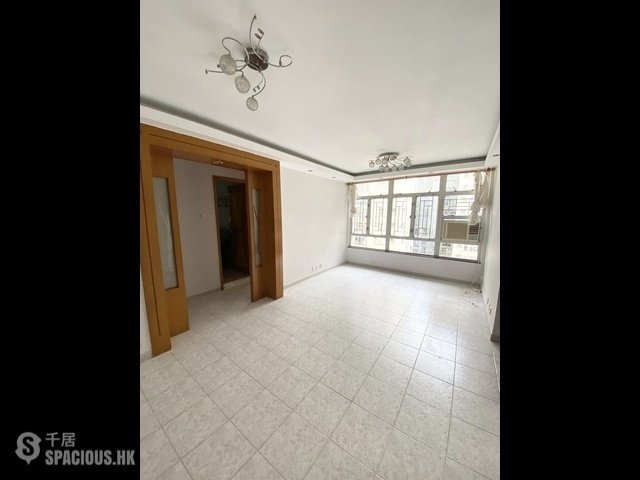 Lai Chi Kok - Mei Foo Sun Chuen Phase 2 01