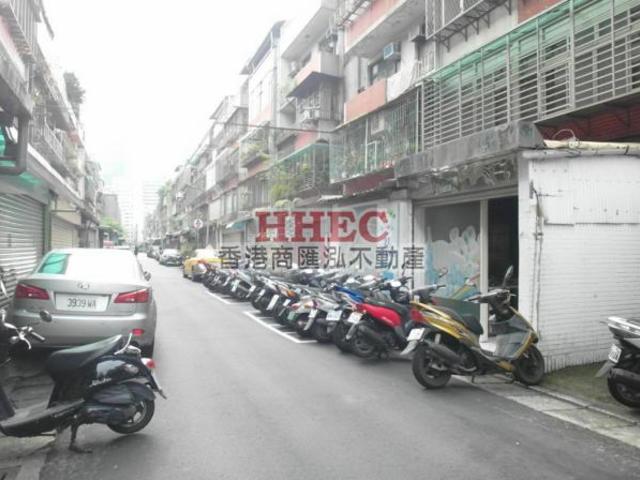 Xinyi - No. XX, Alley 3, Lane 236, Section 5, Zhongxiao East Road, Xinyi District, Taipei City, Taiwan 110 01