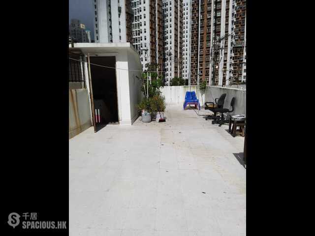 筲箕湾 - 筲箕湾东大街111号 01