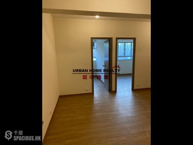Sham Shui Po - Cheung Shing Building 01