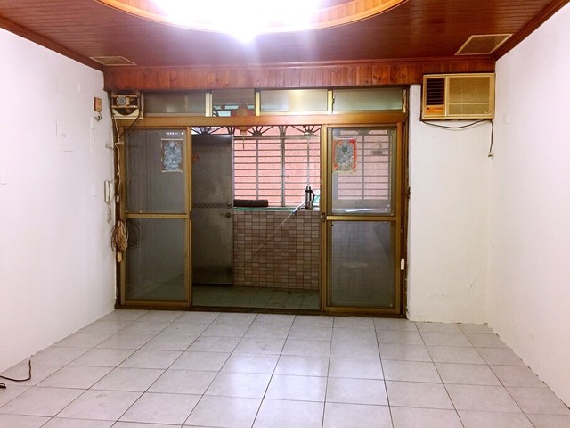 Xinyi - No. XX, Lane 70, Hulin Street, Xinyi District, Taipei City, Taiwan 110 01