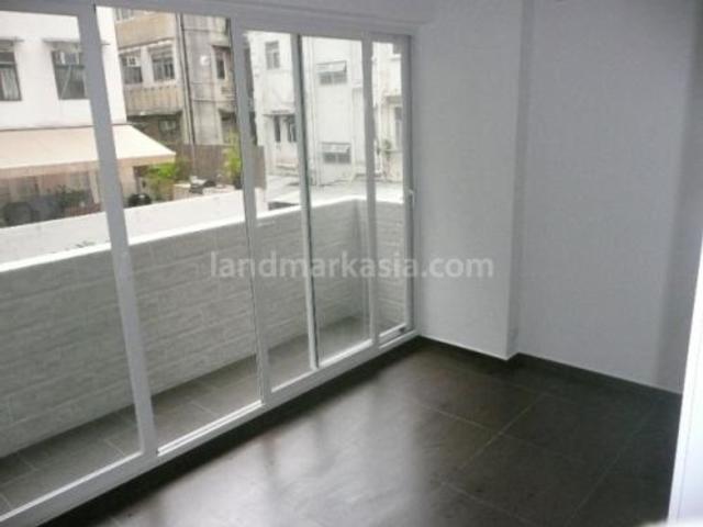 Central - 6, Mee Lun Street 02