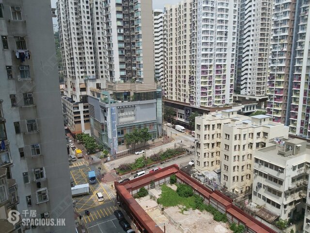 Cheung Sha Wan - Shining Court 01