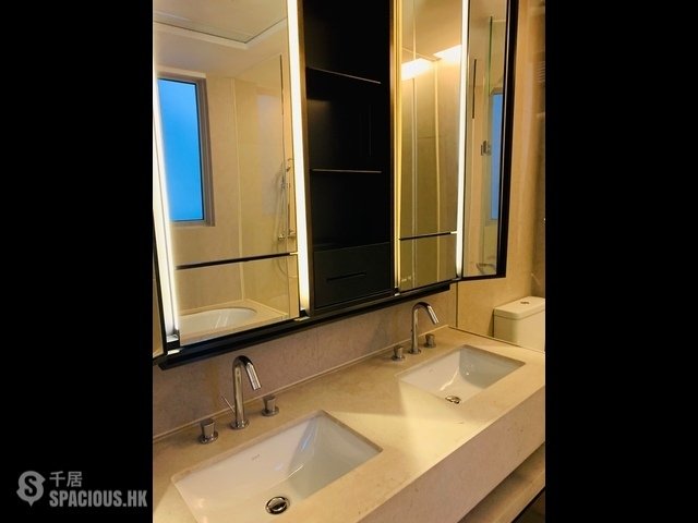 Clear Water Bay - Mount Pavilia 01