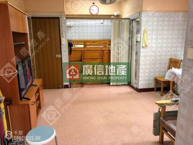 Yau Ma Tei - 217-225, Shanghai Street 01