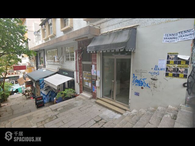Central - Mee Lun House 01