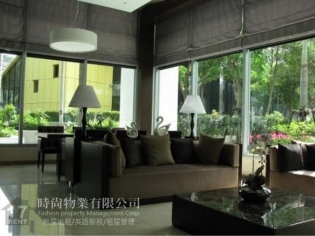 Xinyi - No. XXX, Section 5, Xinyi Road, Xinyi District, Taipei City, Taiwan 110 01