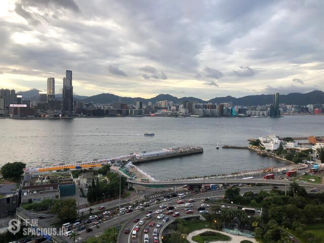 Wan Chai - Hyde Centre 01