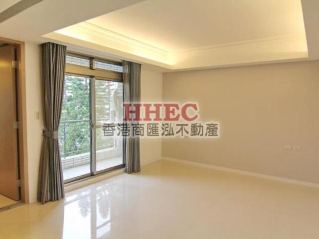 Shilin - No. XX, Lane 190, Section 7, Zhongshan North Road, Shilin District, Taipei City, Taiwan 111 01