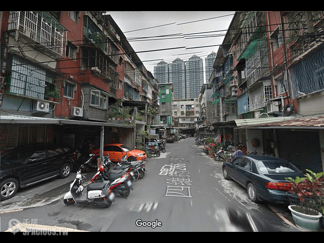Banqiao - No. X, Alley 2, Lane 266, Siwei Road, Banqiao District, New Taipei City, Taiwan 220 09