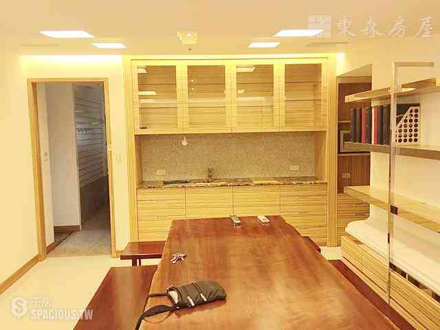 Zhonghe - No. XX, Section 3, Zhongshan Road, Zhonghe District, New Taipei City, Taiwan 235 09
