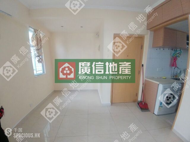 Mong Kok - Lauren Court 01