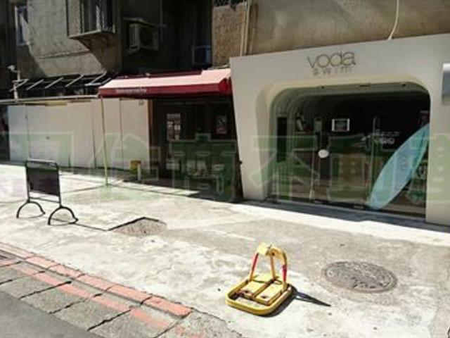 Daan - No. XX, Lane 187, Section 1, Dunhua South Road, Da’an District, Taipei City, Taiwan 106 01