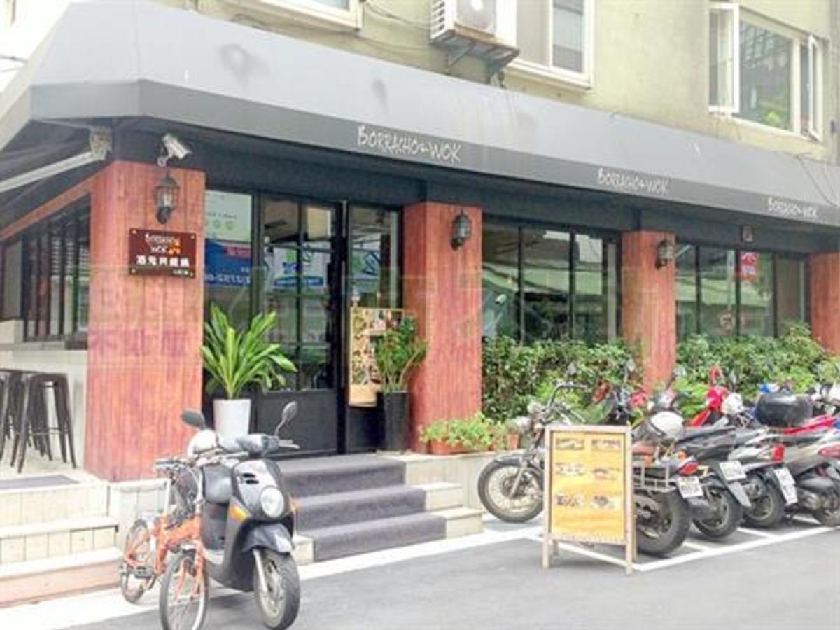 大安區 - 106台灣台北市大安區忠孝東路四段223巷10弄X號 01