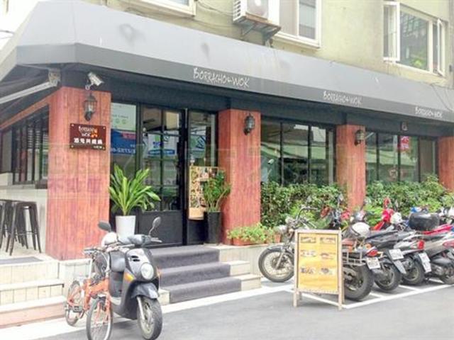 Daan - No. X, Alley 10, Lane 223, Section 4, Zhongxiao East Road, Da’an District, Taipei City, Taiwan 106 01