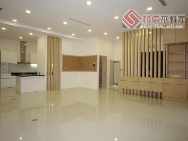Shilin - No. XX, Lane 405, Section 6, Zhongshan North Road, Shilin District, Taipei City, Taiwan 111 01