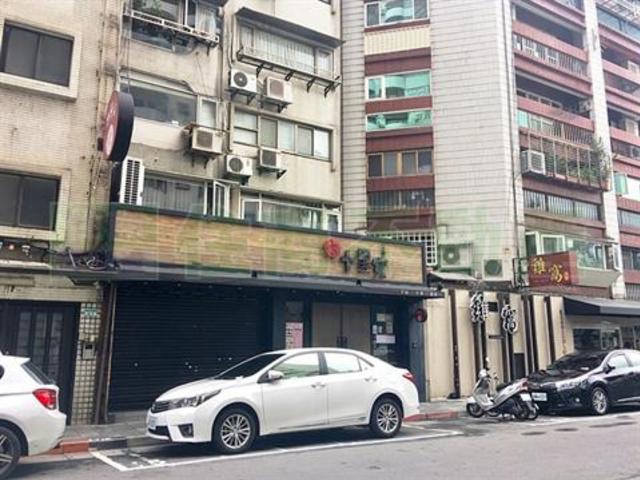 Daan - No. XX, Lane 81, Section 2, Dunhua South Road, Da’an District, Taipei City, Taiwan 106 01