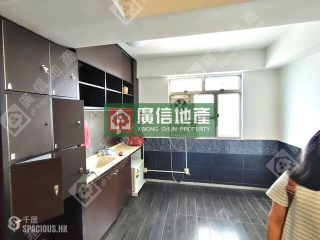 Mong Kok - Hang Lung Mansion 01