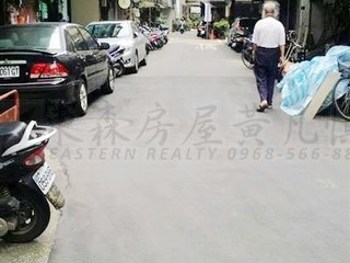 Banqiao - X Alley 2, Lane 285, Section 1, Wenhua Road, Banqiao, Taipei 06