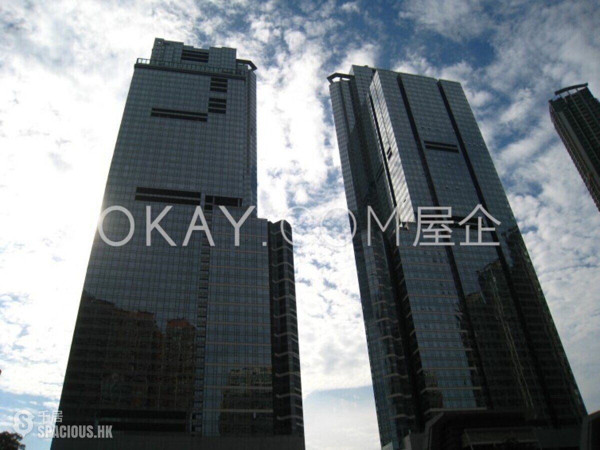 West Kowloon - The Cullinan (Tower 21 Zone 3 Royal Sky) 01