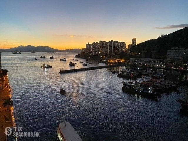 Ap Lei Chau - South Horizons Phase 1 Hoi Sing Court (Block 1) 01