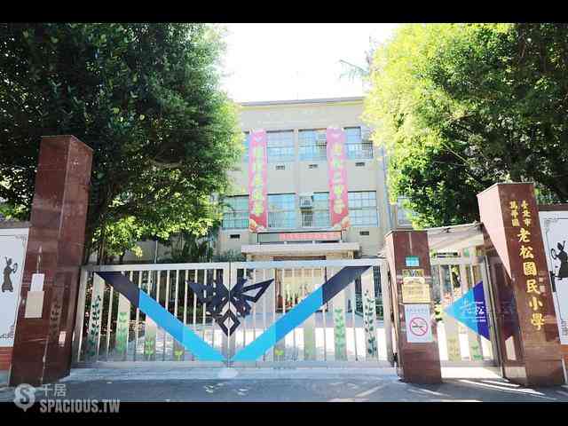 Wanhua - No. XXX, Kangding Rd, Wanhua District, Taipei City, Taiwan 108 21