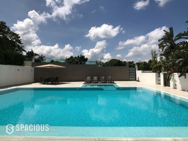 Clear Water Bay - Ocean View Lodge 01
