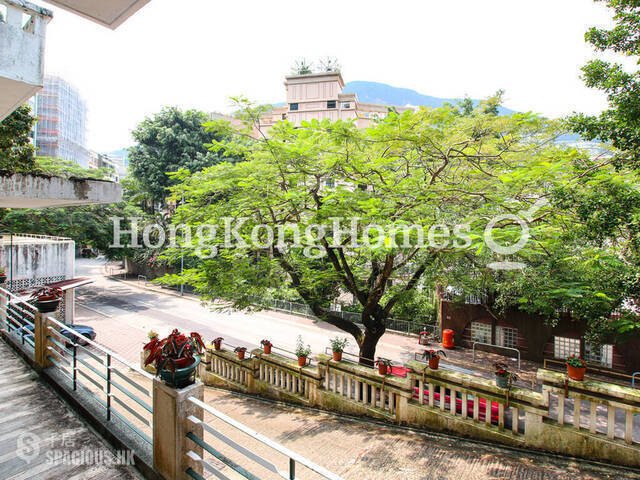 Happy Valley - 51, Blue Pool Road 01