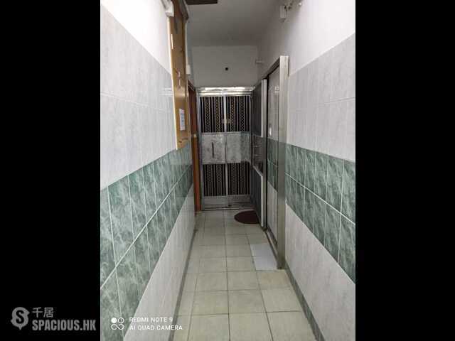 Shau Kei Wan - Eastway Towers 01