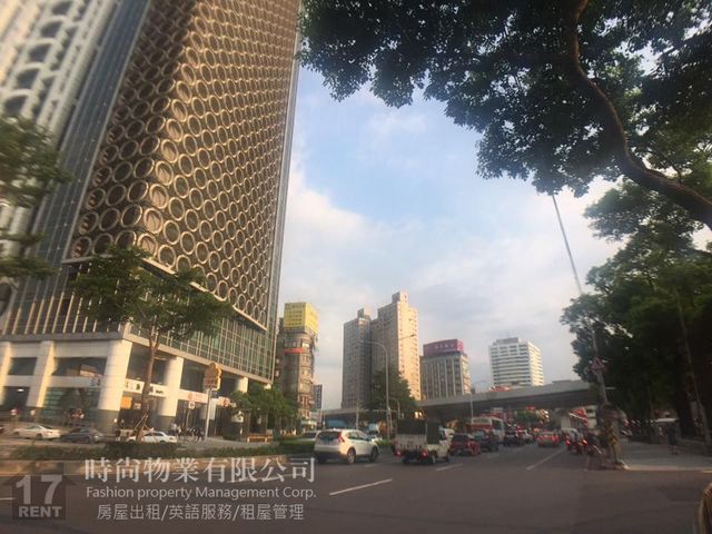 Banqiao - No. XX, Section 2, Wenhua Road, Banqiao District, New Taipei City, Taiwan 220 01