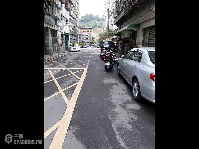 Xindian - No. X, Lane 92, Yong'an Street, Xindian District, New Taipei City, Taiwan 231 06