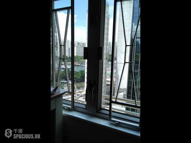 Aberdeen - On Fai Building 01