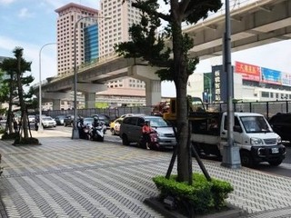 Banqiao - XX Section 2, Xianmin Boulevard, Banqiao, Taipei 10