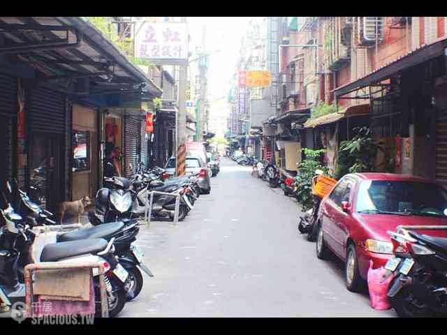 中和区 - 235台湾新北市中和區民享街44巷XX號 12