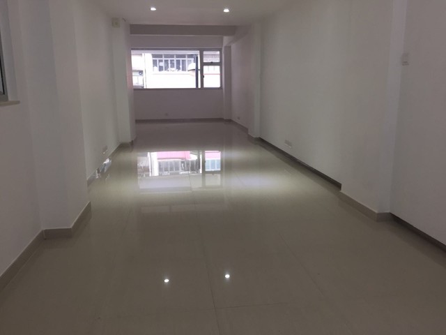 Sai Ying Pun - 206-208, Des Voeux Road West 01