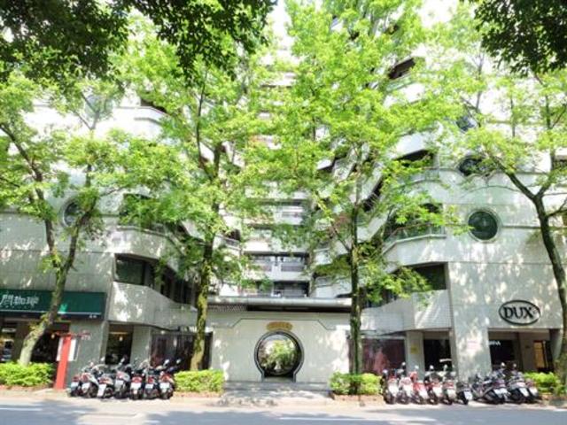 Xinyi - No. XX, Yixian Road, Xinyi District, Taipei City, Taiwan 110 01