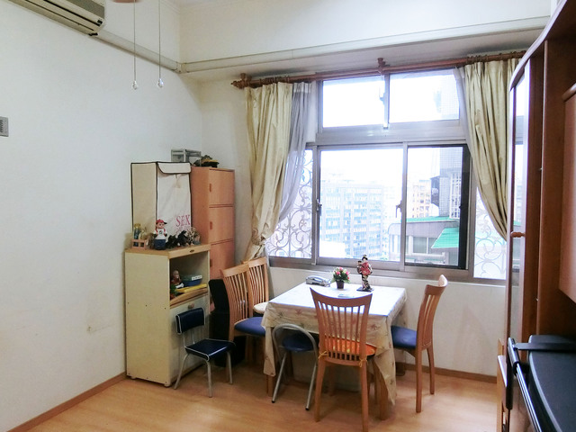 Xinyi - No. XXX, Guangfu South Road, Da’an District, Taipei City, Taiwan 106 01