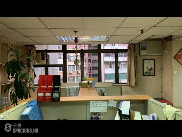 Causeway Bay - United Building 01